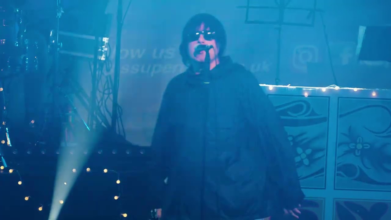 Oasis Supernova Live 26 set